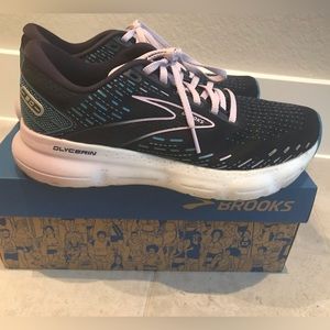 Women’s Brooks Glycerin 20 running shoes